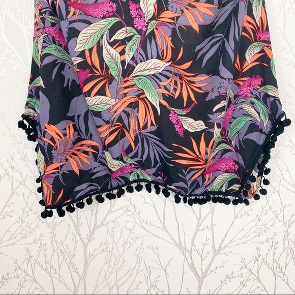 JAPNA Spaghetti Strap Floral Tank Top Pom Pom Trim - Picture 5 of 10